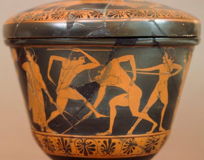 Pyxis con atletas en el gimnasio. Cerámica de figuras rojas, de Cerveteri (Lazio). Civilización etrusca, siglo IV a.C. de Etruscan
