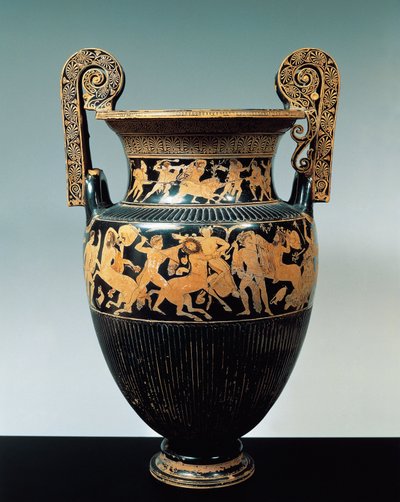 Cerámica de figuras rojas, crátera ática con escenas de la caza del jabalí de Calidón y lucha entre centauros, de la necrópolis etrusca en Spina, región de Emilia Romaña, Italia de Etruscan
