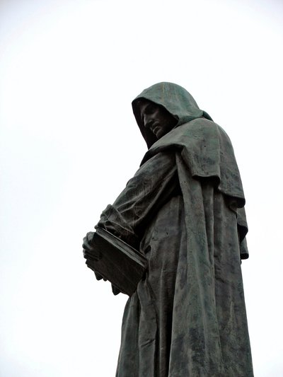 Monumento a Giordano Bruno (1548-1600) Filósofo dominicano y hermano. Escultura de Ettore Ferrari (1845-1929) 1889 Campo dei Fiori, Roma de Ettore Ferrari