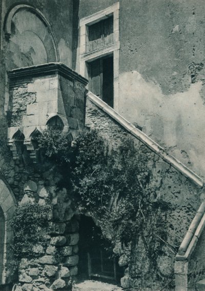 Un rincón tranquilo de Taormina, Sicilia, Italia, 1927 de Eugen Poppel