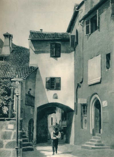 Una calle tranquila, Merano, Tirol del Sur, Italia, 1927 de Eugen Poppel
