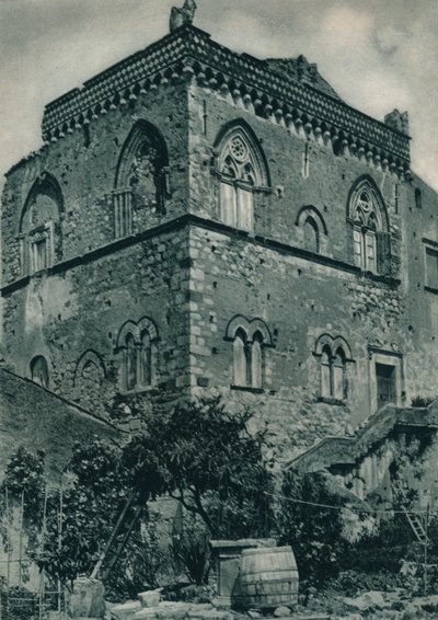 Casa de la época del dominio islámico, Taormina, Sicilia, Italia, 1927 de Eugen Poppel