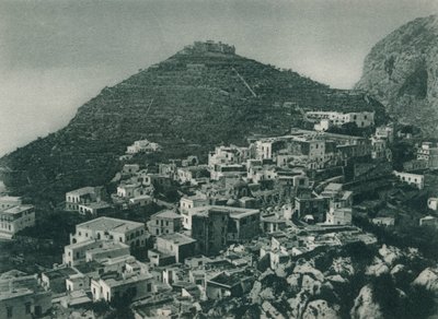 Vista de Capri con Monte Tiberio, Italia, 1927 de Eugen Poppel