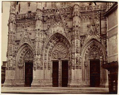 Abbeville, Saint-Vulfran de Eugène Atget