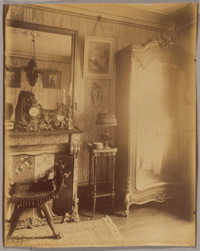 Innenraum von Frau D., kleine Rentnerin, Boulevard du Port-Royal de Eugène Atget