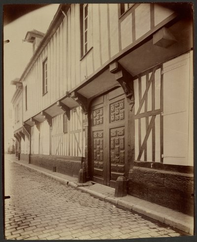 Beauvais, Casa, 27 Rue Pantaléon. de Eugène Atget