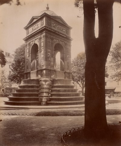 Fuente de los Inocentes de la serie El Arte del Viejo París de Eugène Atget