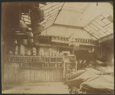 Hôtellerie du Heaume, 5 Rue Pirouette (1°) de Eugène Atget
