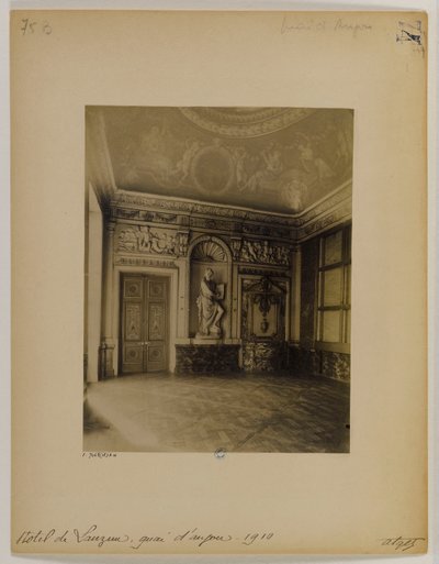 Salón, interior, hotel Lauzun de Eugène Atget