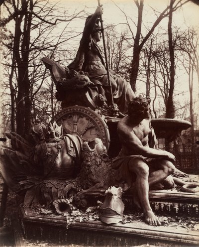 Versailles, Fountain of Triumphant France de Eugène Atget