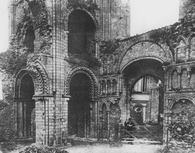 Priorato de Castle Acre, Norfolk, Interior del extremo oeste de la iglesia de European Photographer