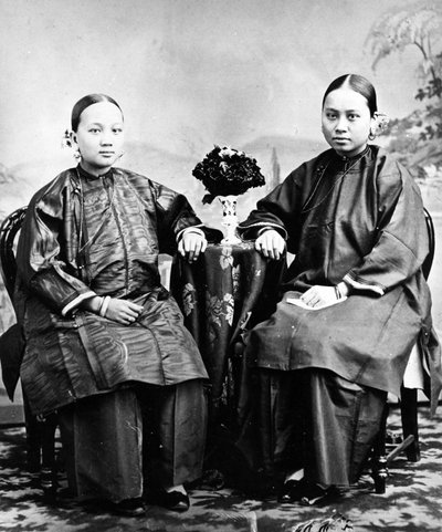 Chicas de Hong Kong, c.1870s de European Photographer