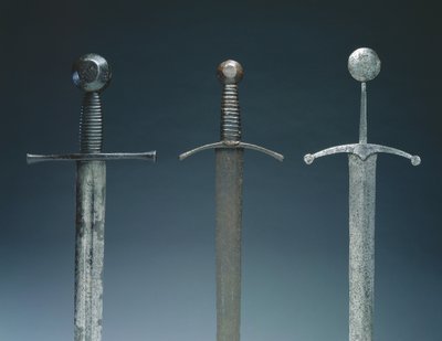Tres espadas de European School