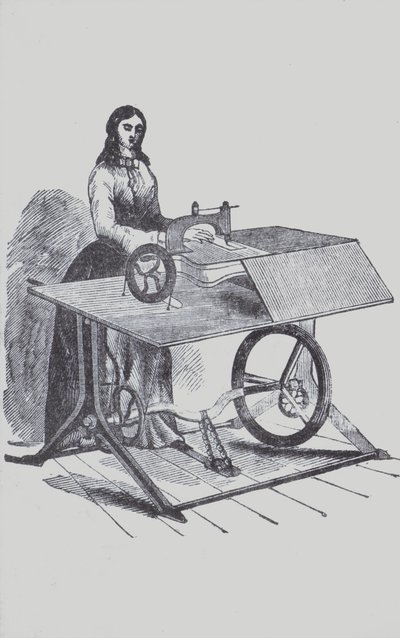 Mujer usando una máquina de coser de European School