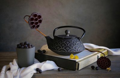 Tetera Zen y bayas de Fangping Zhou