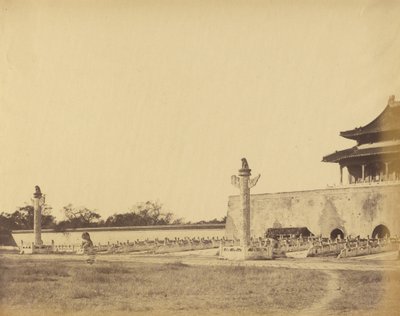 Entrada al Palacio de Invierno, Pekín, octubre de 1860 de Felice Beato