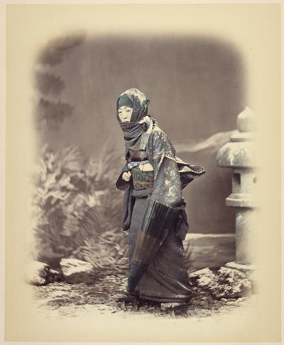 Mujer con vestido de invierno de Felice Beato