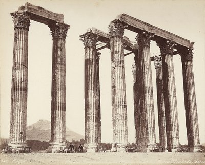 El Olympeion, o Templo de Zeus Olímpico, en la Acrópolis, Atenas de Félix Bonfils