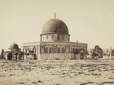 Vista de la Cúpula de la Roca, en la Mezquita de Omar, Jerusalén de Félix Bonfils