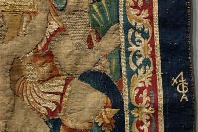 Tapiz que muestra las conquistas del rey Alfonso V de Portugal, Tournai. (detalle) de Flemish School