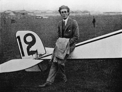 El Derby Aéreo: Lord Carbery con su monoplano Morane-Saulnier, 1914 1934 de Flight Photo