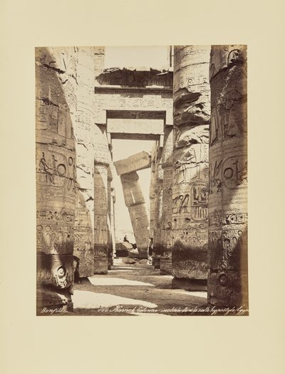 Karnak. Columna inclinada en la sala hipóstila, Egipto de Félix Bonfils