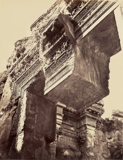 Puerta del Templo de Júpiter (Piedra que cae) - (Balbek) de Félix Bonfils