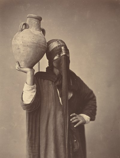 Portadora de agua en El Cairo, c. 1870 de Félix Bonfils