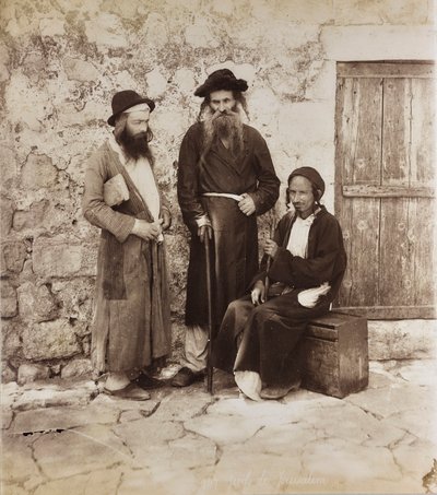 Retrato de tres hombres judíos en Jerusalén de Félix Bonfils