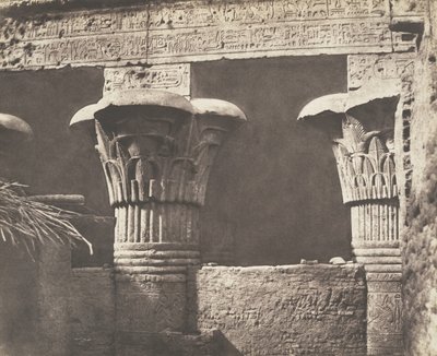 Esneh Latopolis, Construcción Ensablée - Arquitrabe, Fustes y Capiteles, 1851-52 de Félix Teynard