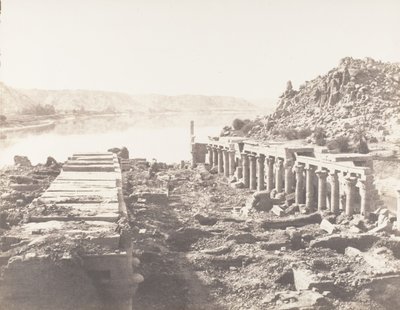 Isla de Fileh Philæ, Vista General Tomada del Punto I, Sobre la Plataforma... de Félix Teynard