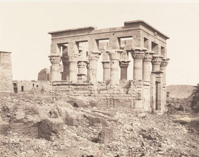 Ile de Fileh Philæ, edificio del Este - Vista lateral del Punto D, 1851-52, impreso 1853-54 de Félix Teynard