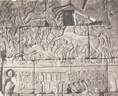Karnak Tebas, Enceinte del Palacio - Detalles de esculturas en el Punto O, 1851-52, impreso 1853-54 de Félix Teynard
