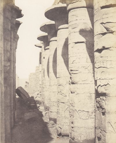 Karnak Tebas, Palais - Salle Hypostyle - Colonnade Centrale Vue du ..., 1851-52, impreso 1853-54 de Félix Teynard