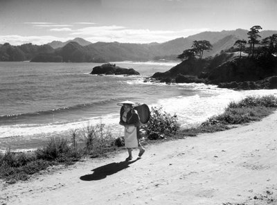 Costa y campesina de Fosco Maraini