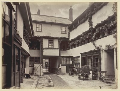 Gloucester, Patio del New Inn, 1860 de Francis Bedford