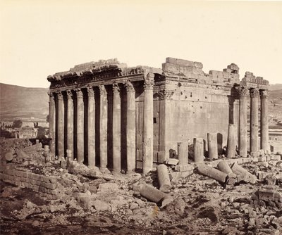 El Templo de Júpiter, Baalbek, desde el noroeste de Francis Bedford