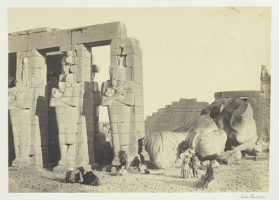 Pilares Osíridas y Gran Coloso Caído, en el Memnonium, Tebas de Francis Frith