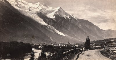 Vista panorámica de Chamonix-Mont Blanc, en Francia de Francis Frith