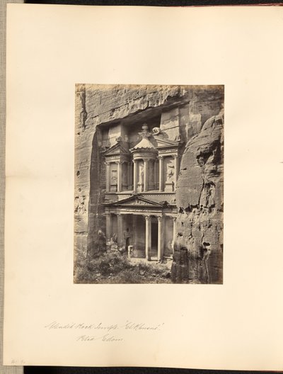 Espléndido templo rupestre, "El Khusne", Petra, Edom de Francis Frith