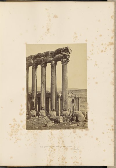 Los Grandes Pilares y el Templo Menor, Baalbec de Francis Frith