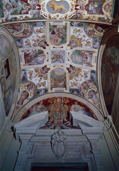 Techo abovedado con frescos de una sala, Palacio de Letrán, Italia, Región de Lacio, Roma (foto) de Painter Darius