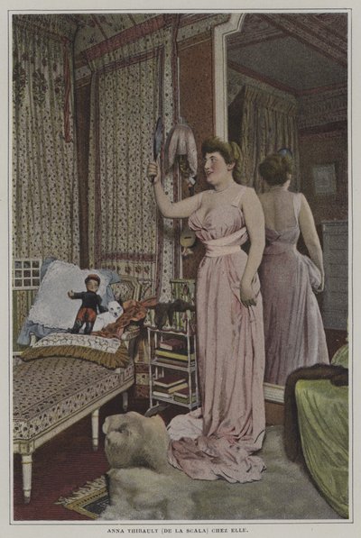 Anna Thibault, cantante francesa en La Scala, París, en casa de French Photographer