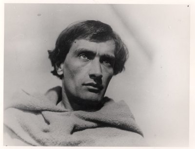 Antonin Artaud (1896-1948) en la película, La Pasión de Juana de Arco de Carl Theodor Dreyer (1889-1968) 1928 de French Photographer