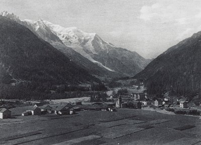 Argentieres y Mont Blanc (foto b/n) de French Photographer