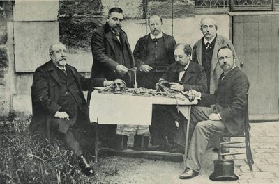 Huesos de un joven, exhumados en 1846, erróneamente atribuidos a Luis XVII, de izquierda a derecha, Magitot, de Backer, Quétin, Bilhaut, Talrich, Manouvrier de French Photographer