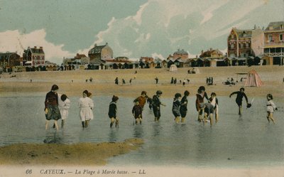 Cayeux, la playa en marea baja. Postal enviada el 27 de julio de 1913. de French Photographer