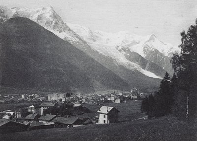 Chamonix y Mont Blanc (foto b/n) de French Photographer