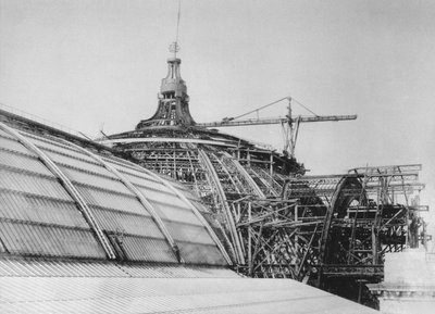 Construcción de la cúpula del Gran Palais, para la Exposición Universal de 1900 de French Photographer