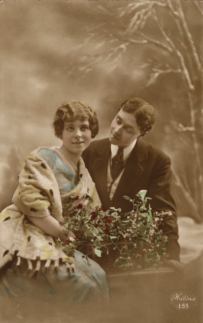 Pareja con muérdago y acebo de French Photographer
